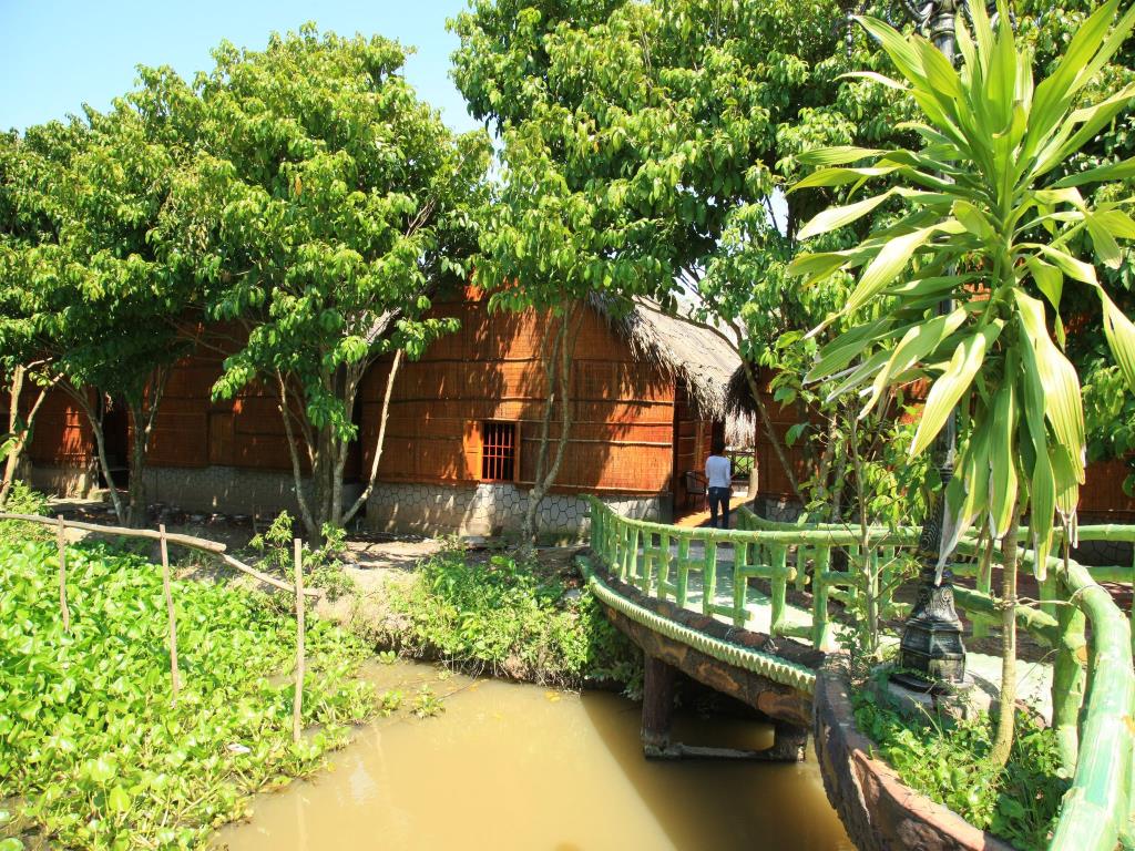 hoa sứ