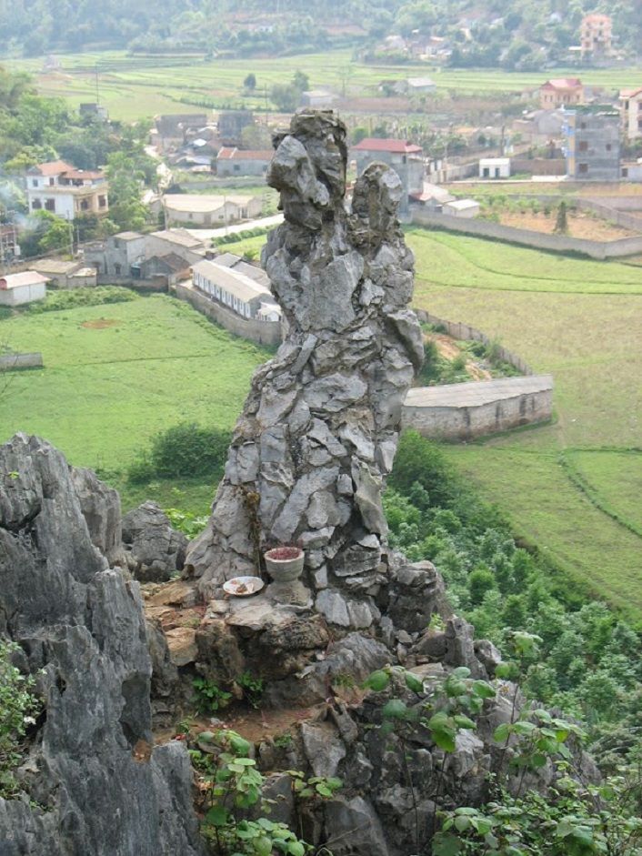 núi vọng phu