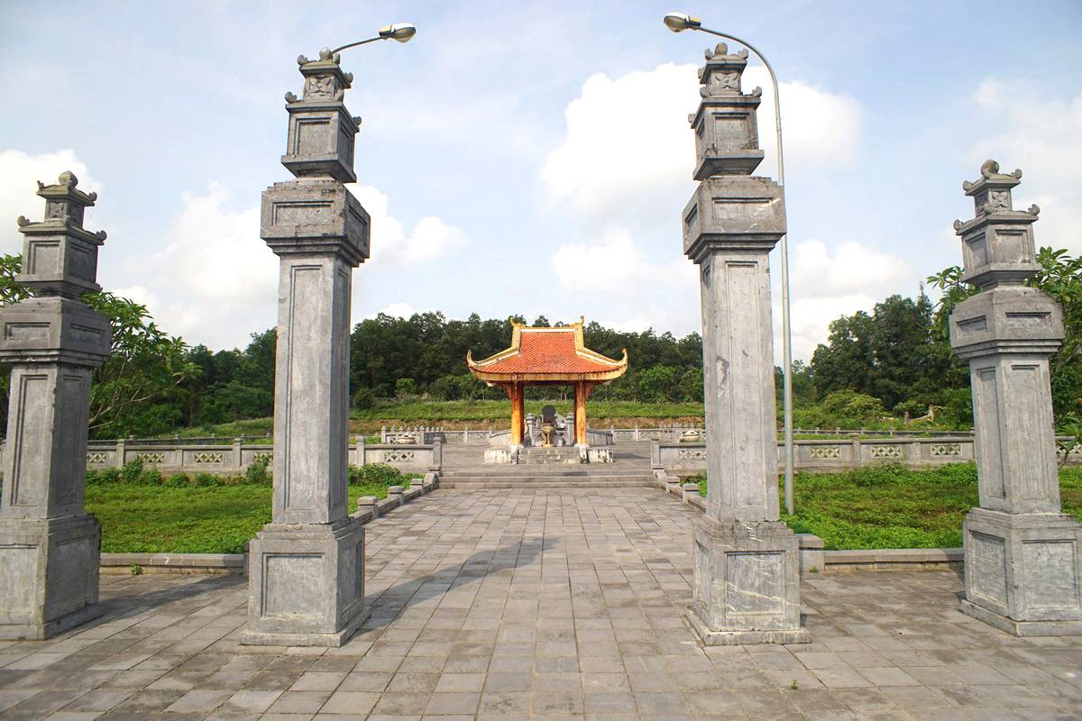 Lang-Nguyen-Huu-Canh-1