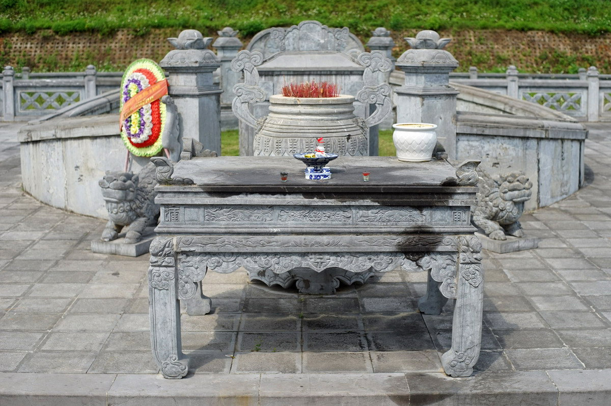 Lang-Nguyen-Huu-Canh-quang-binh-3
