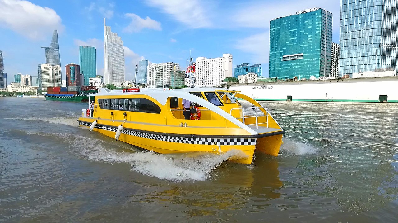 24082020-waterbus1