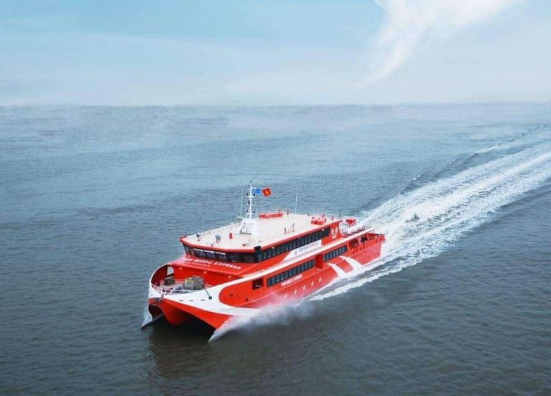 KINH NGHIỆM CHỐNG SAY S&Oacute;NG KHI ĐI DU LỊCH BẰNG T&Agrave;U, XE