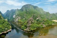 NINH B&Igrave;NH - KH&Aacute;M PH&Aacute; THI&Ecirc;N NHI&Ecirc;N TUYỆT ĐẸP